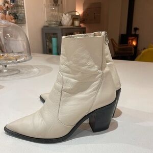 Velvet Off-White Heeled Boots